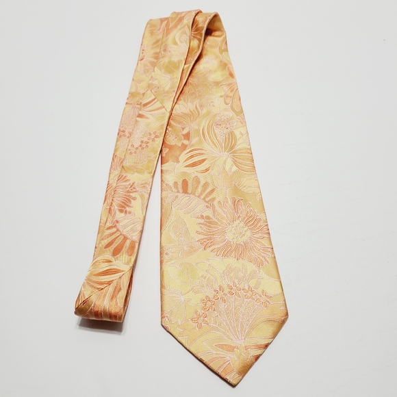 Ted Baker Necktie Peach Floral Pattern Silk Neck Tie Jacquard Fabric 58x3.75" - Picture 2 of 5